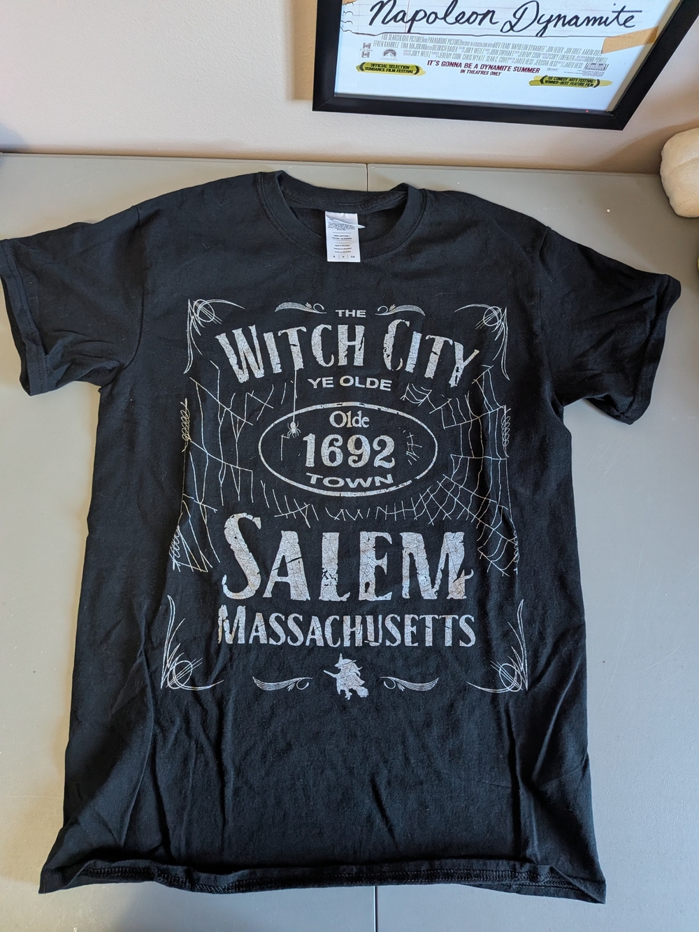 Gildan Black Salem Massachusetts Witch City Graphic Tee